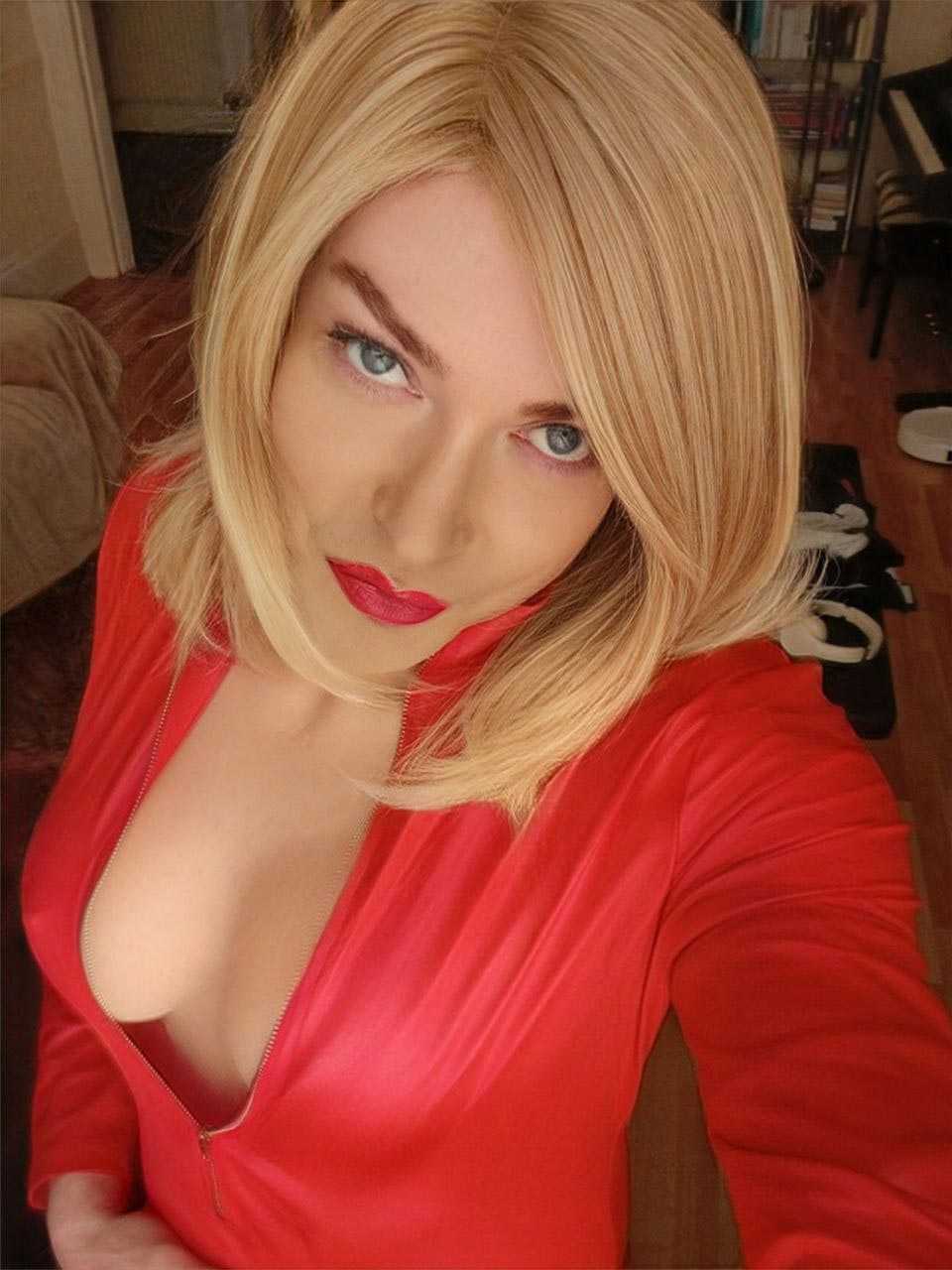 Cataleen • TV Escort available in Glasgow